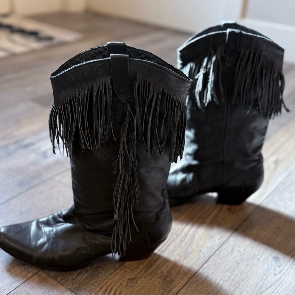 Vintage Black Fringe Leather Mid-Calf Women's Boots - Picture 7 of 13